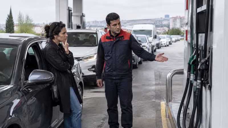 Motorinde Fiyat Artışı Öncesi İstasyonlarda Satış Engeli İddiaları