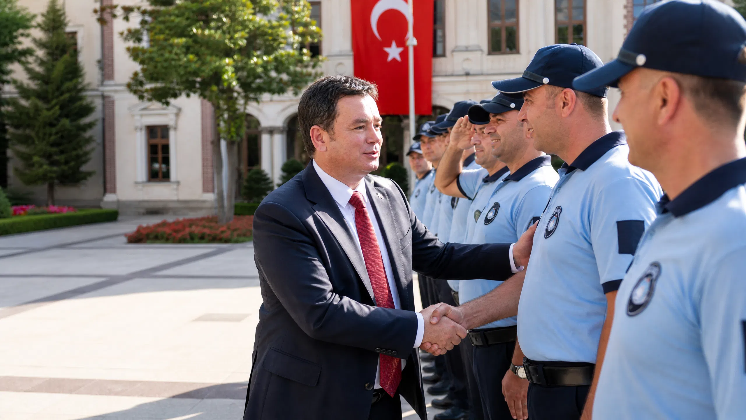 Osmangazi Belediye Başkanı Erkan Aydın, Zabıta Haftası'nı Kutladı