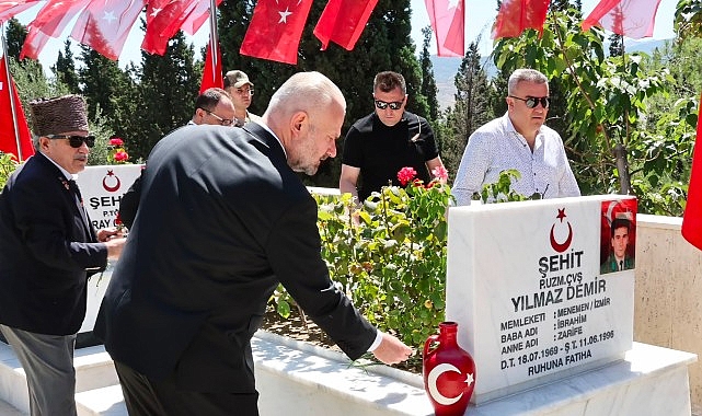 15 Temmuz Sehitleri Menemende Dualarla Anildi