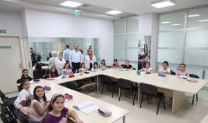 baskan altay cocuklarimiz civil civil bir yaz geciriyor.jpg