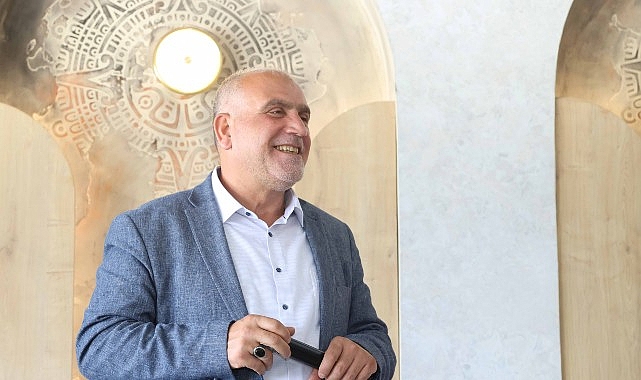 Baskan Sandikci Muhtarlarla Bulustu