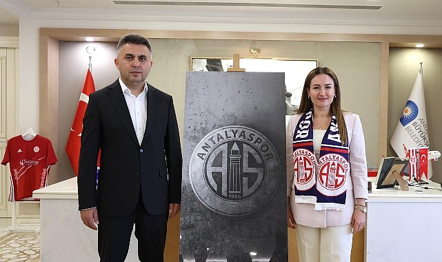 baskan vekili busra ozdemire antalyaspor yonetiminden tesekkur ziyareti.jpg
