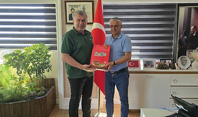bulancak belediye baskani sibictan baskan topalogluna ziyaret.jpg