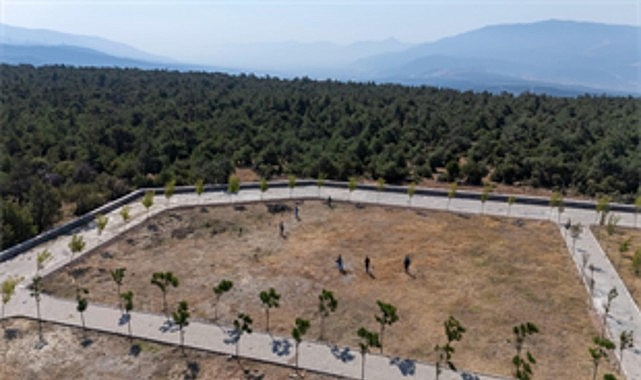 Izmirde Mezarliklarda Turkiyeye Ornek Olacak Model