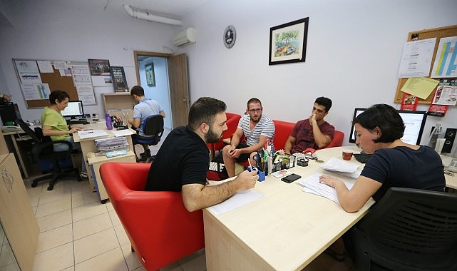Karsiyaka Belediyesinden Ogrencilere Tercih Destegi