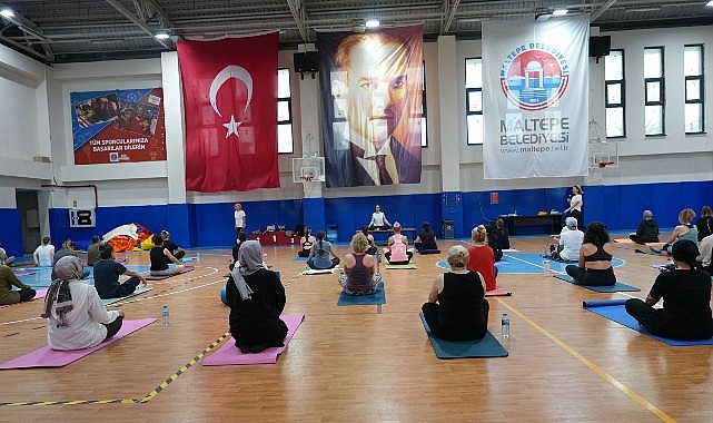 Maltepeli Kadinlara Ucretsiz Yoga Destegi