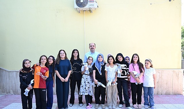 baskan altay halit eroglu kuran kursunda ogrencilerle bir araya geldi.jpg