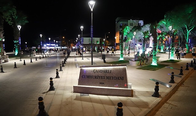 candarlinin yeni cumhuriyet meydani aciliyor.jpg
