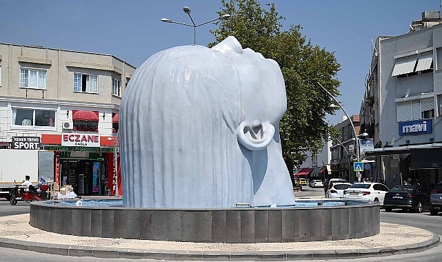 kemerin yeni simgesi henna heykeli.jpg