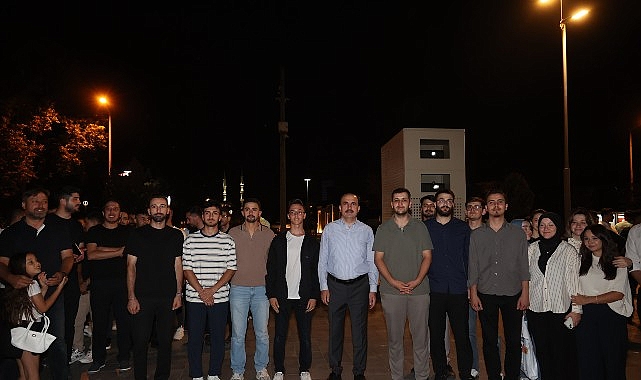 tas binada konya bisiklet festivali temali video mapping ve drone gosterisi yapildi.jpg