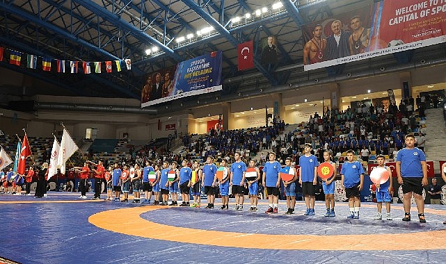 Uluslararasi gures turnuvasina turk sporcular damga vurdu.jpg